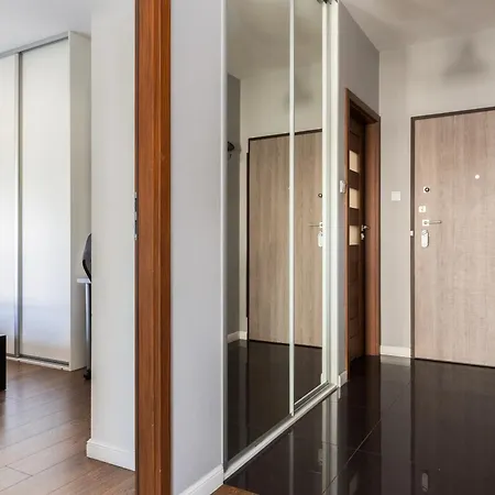 Apartament Svager - Sloneczny Apartament Z Miejscem Postojowym * גדנסק